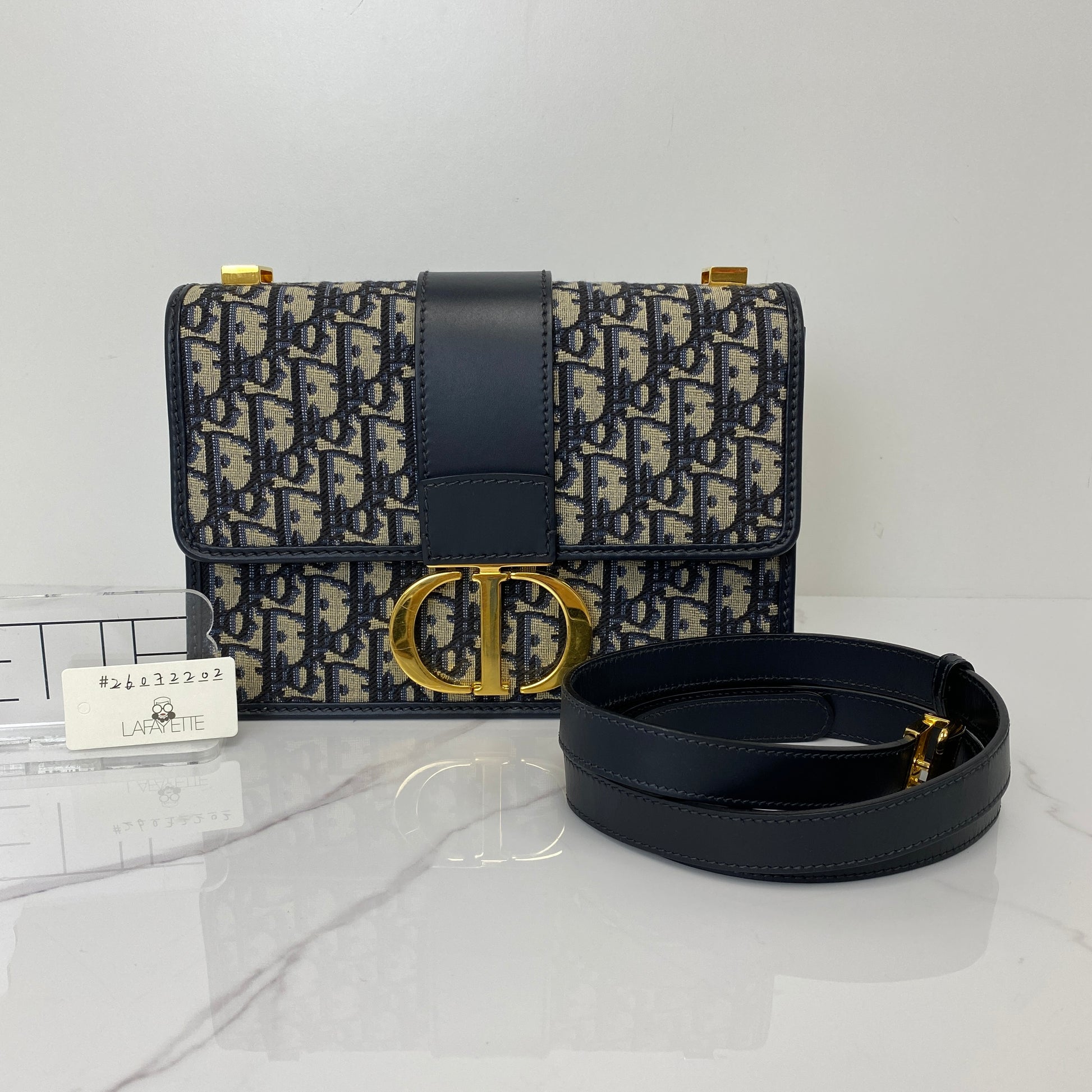 Christian Dior 30 Montaigne Bag - Monogram Canvas - photo 2