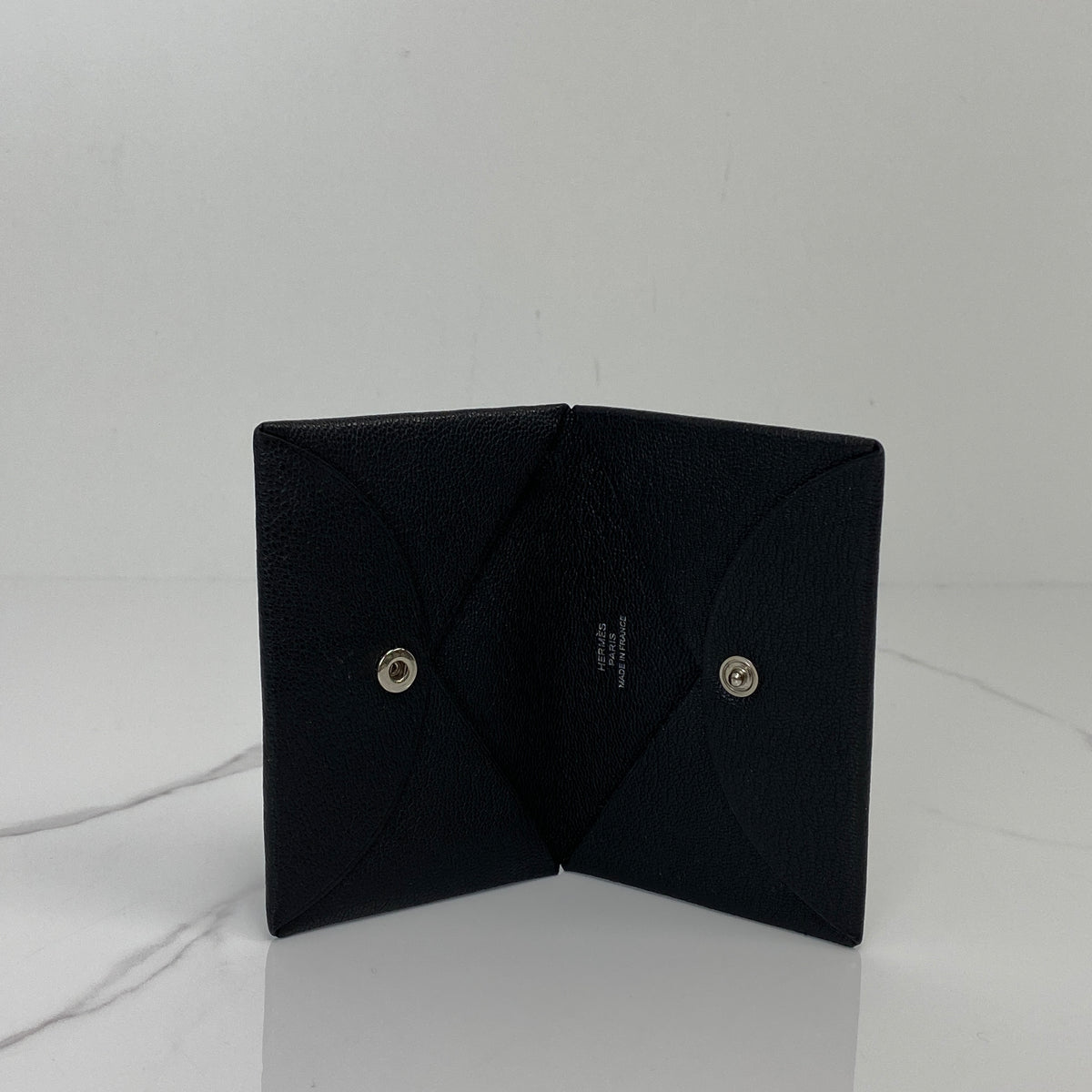 Hermès Calvi Card Holder Noir — card slots