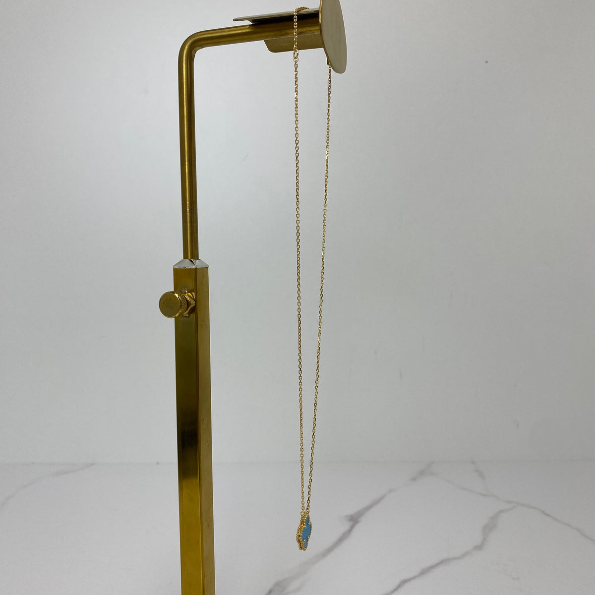 Van Cleef & Arpels Vintage Alhambra Pendant - photo 4