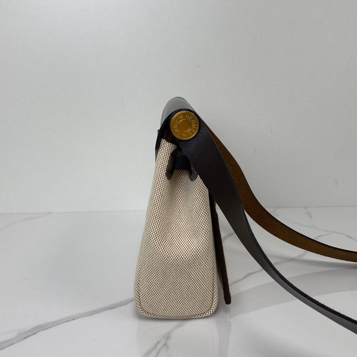 Hermès Mini Herbag, Ebene canvas and Swift calfskin, gold hardware — detail view 3