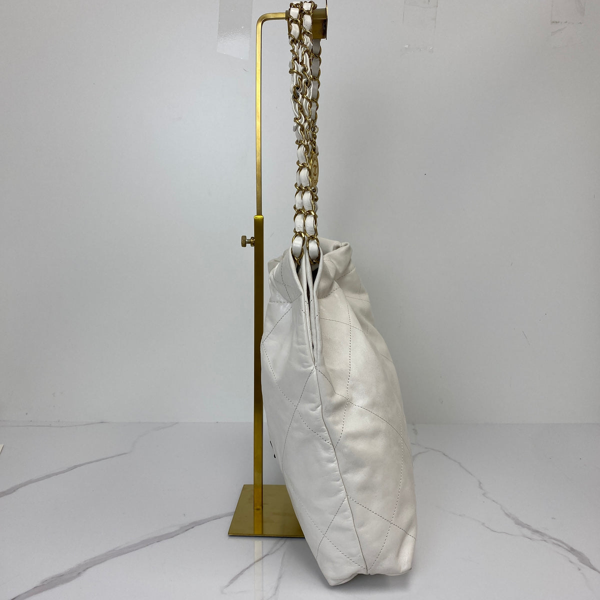 Chanel Small 22 Bag, white shiny calfskin, gold-tone chain — detail view 3