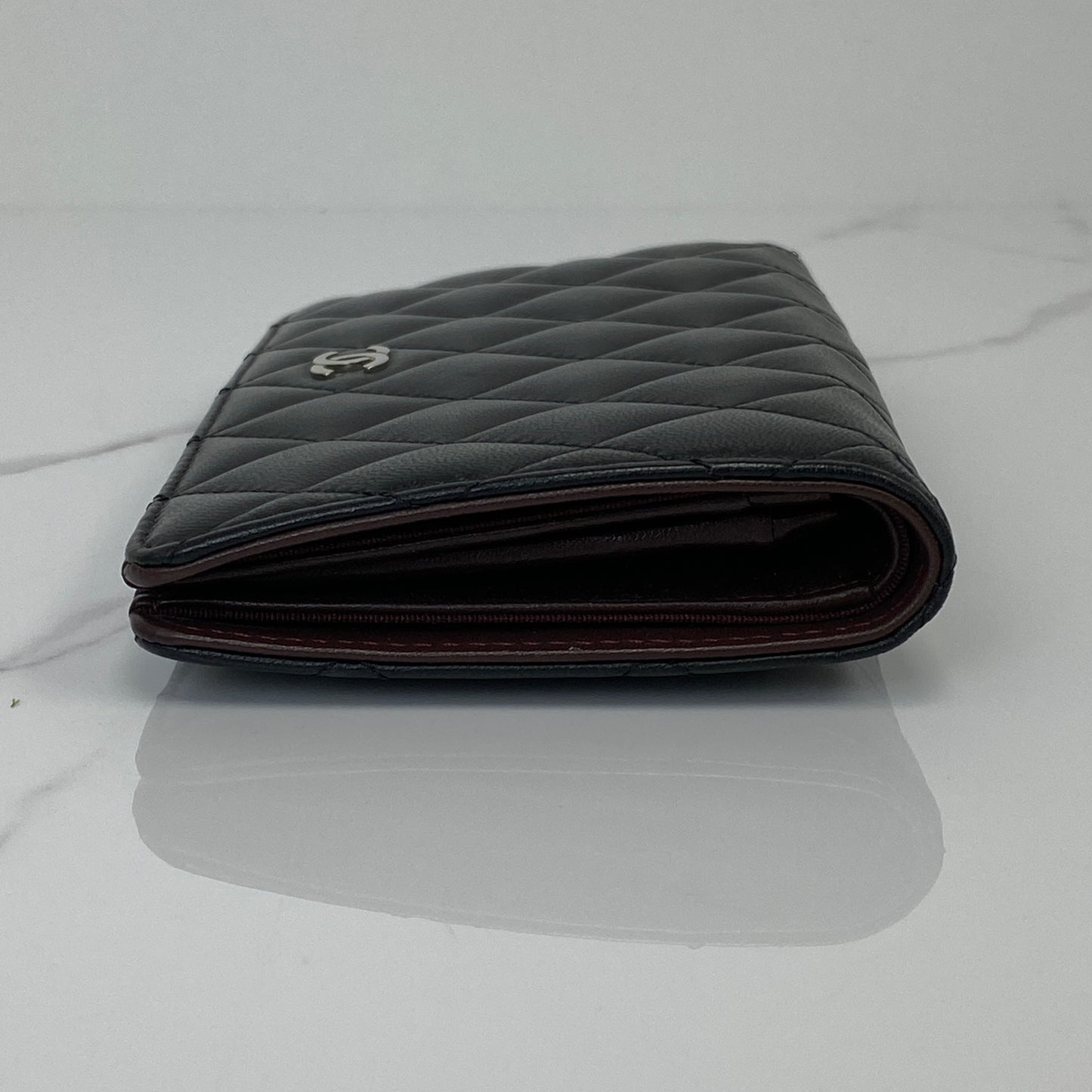 Interior card slots of the Chanel long flap wallet