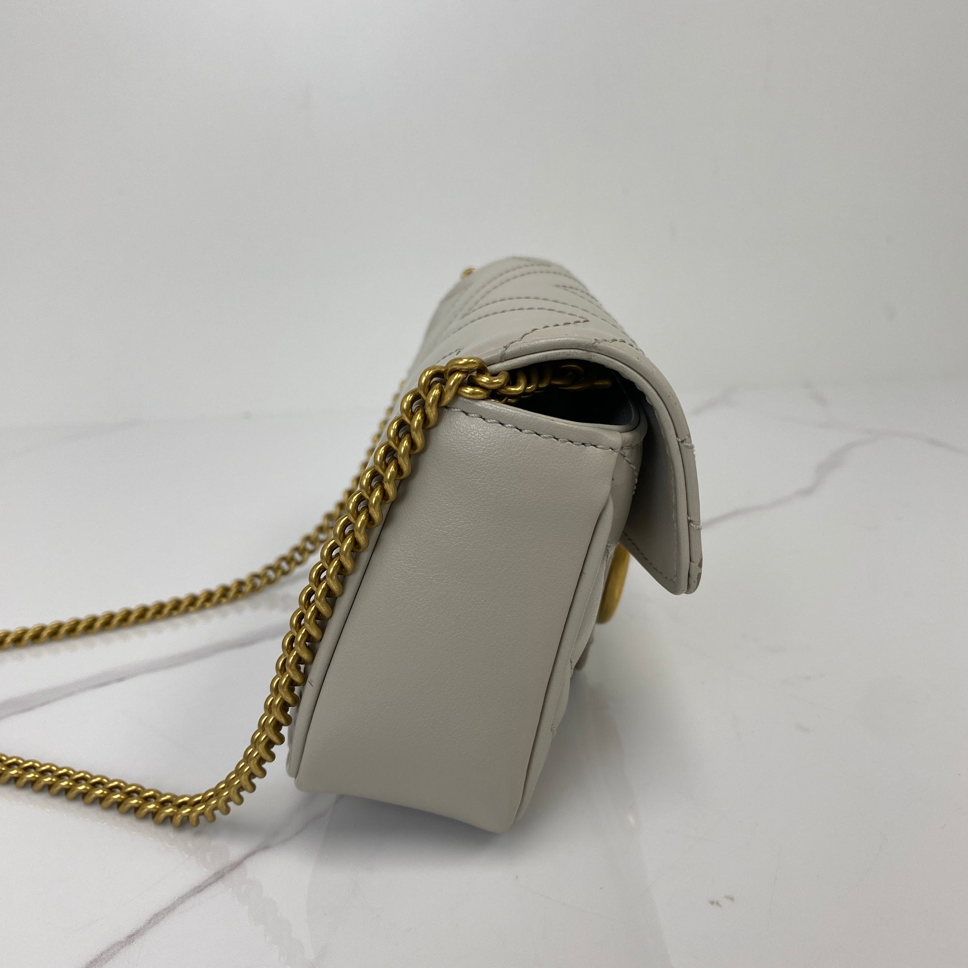 Gucci GG Marmont Supermini Bag - Sphinx (Light Grey) - photo 5