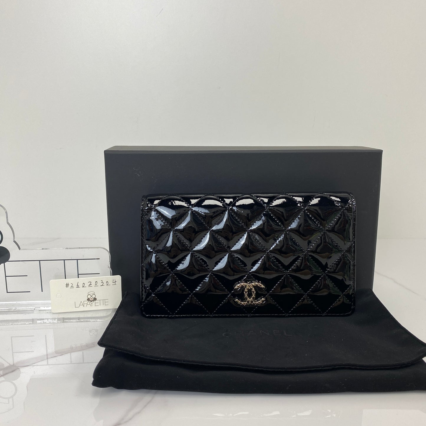 Interior card slots of the Chanel quilted long wallet