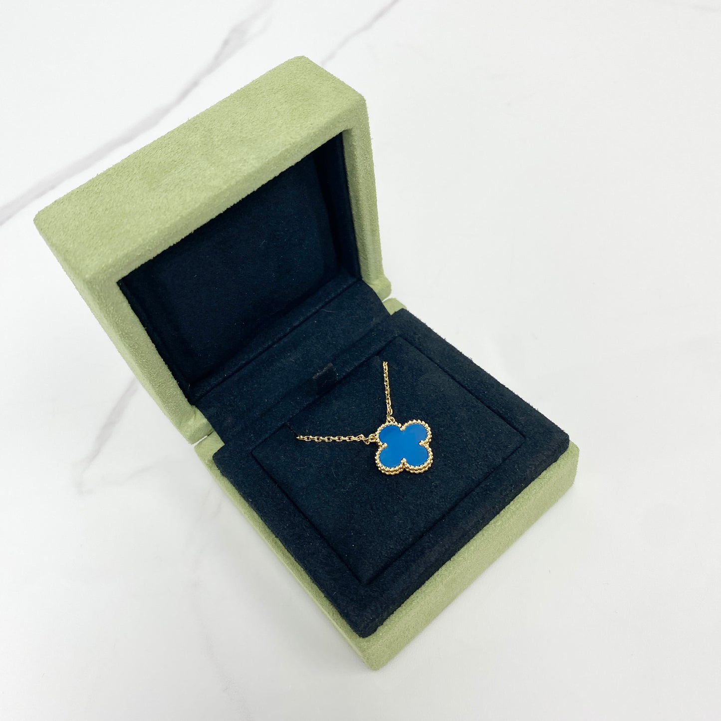 Van Cleef & Arpels Vintage Alhambra Pendant - photo 1