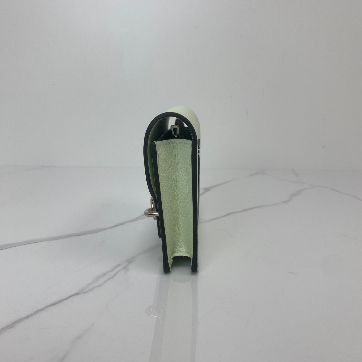 Hermès Roulis Slim Wallet Vert Fizz — interior