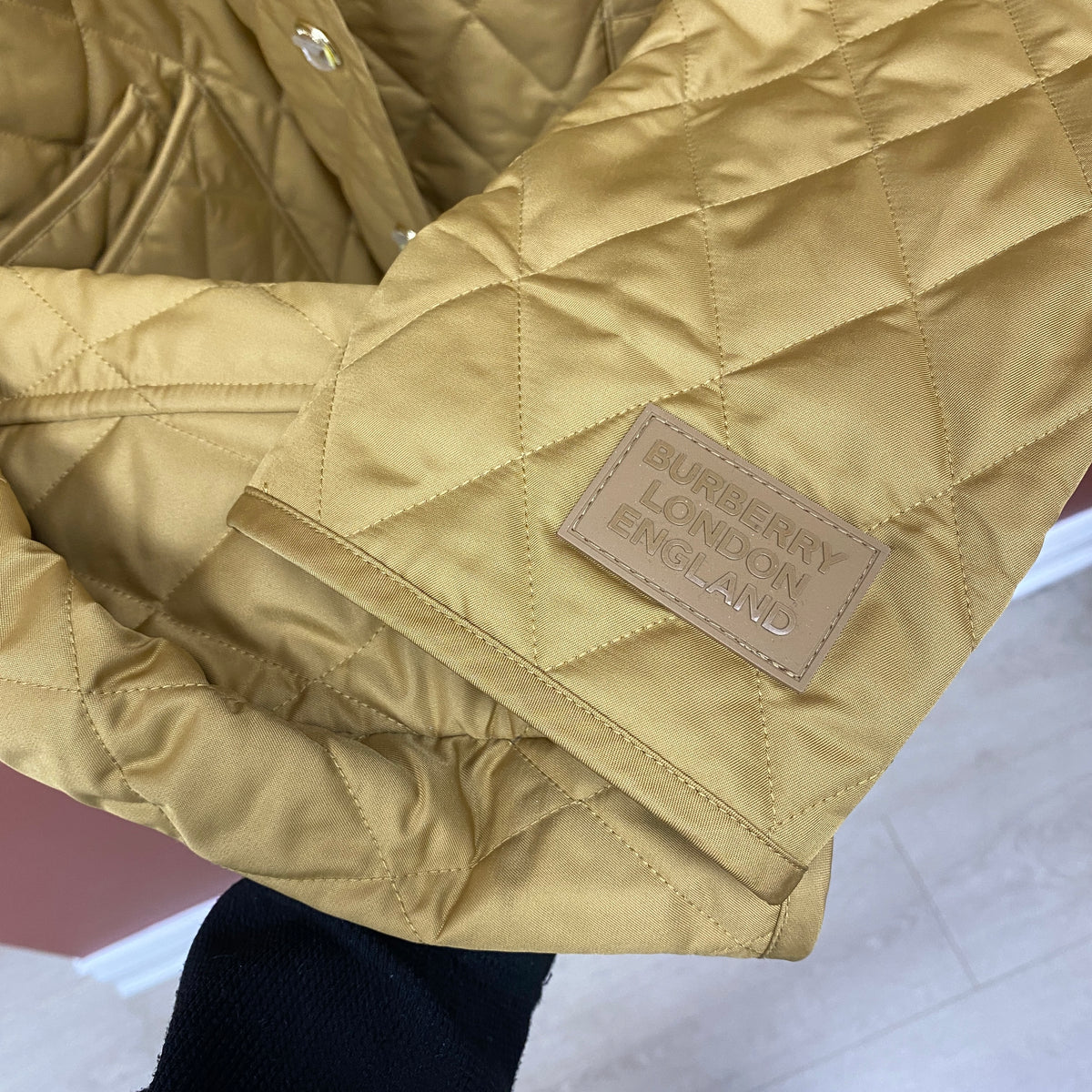 Burberry Quilted Dranefeld Barn Jacket Camel Brown, Camel Brown 100% Polyester, Interior 100% Cotton, Gold Tone — detail view 5