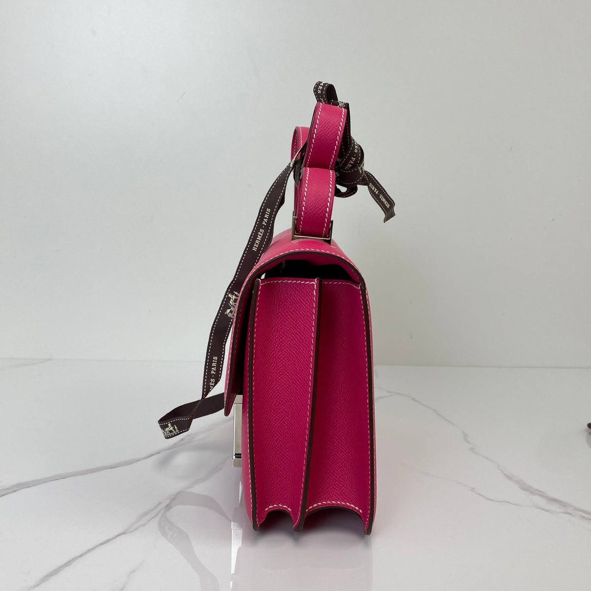 Hermès Constance 24, pink Epsom calfskin, palladium hardware — detail view 3