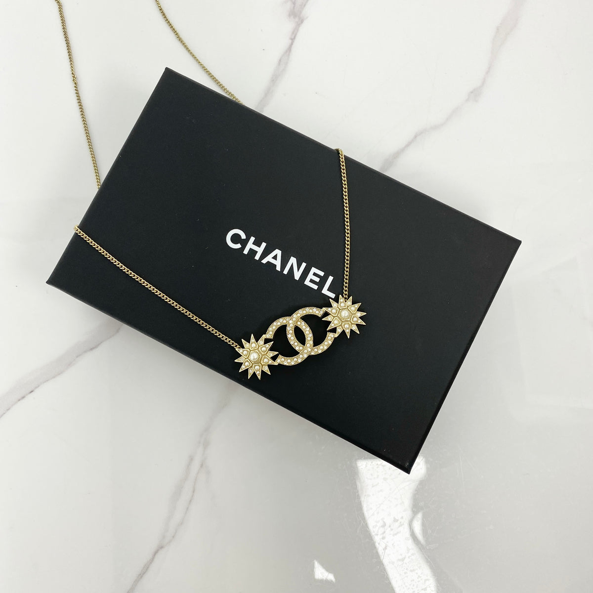 Chanel Classic Crystal CC Pearl Necklace - photo 1