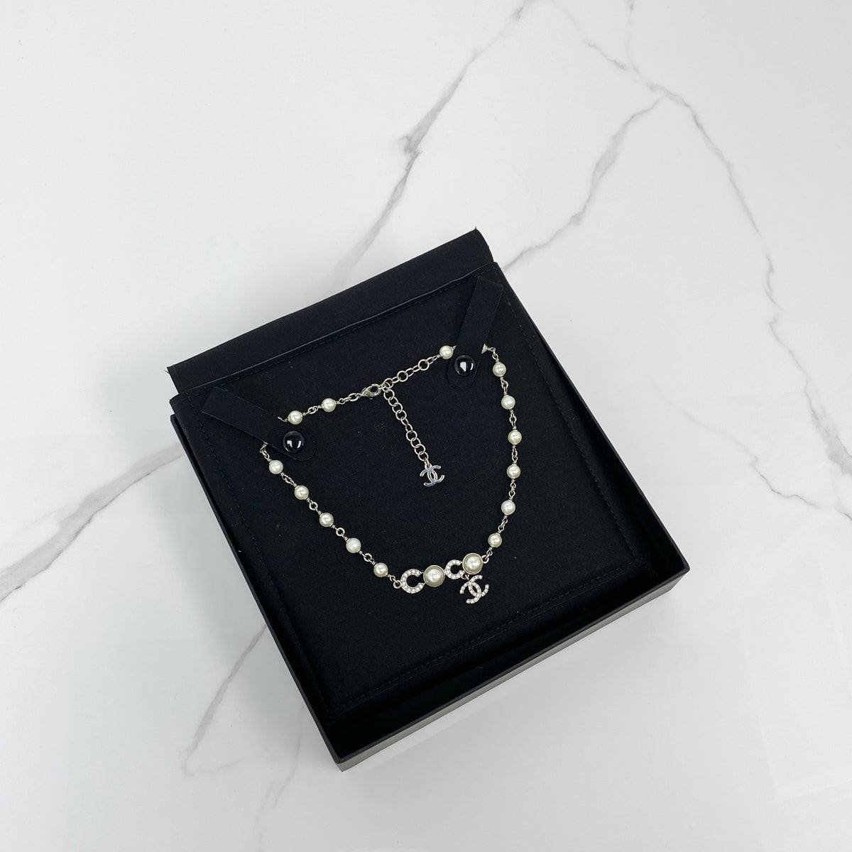 Chanel Crystal Pearl CC Choker - photo 1
