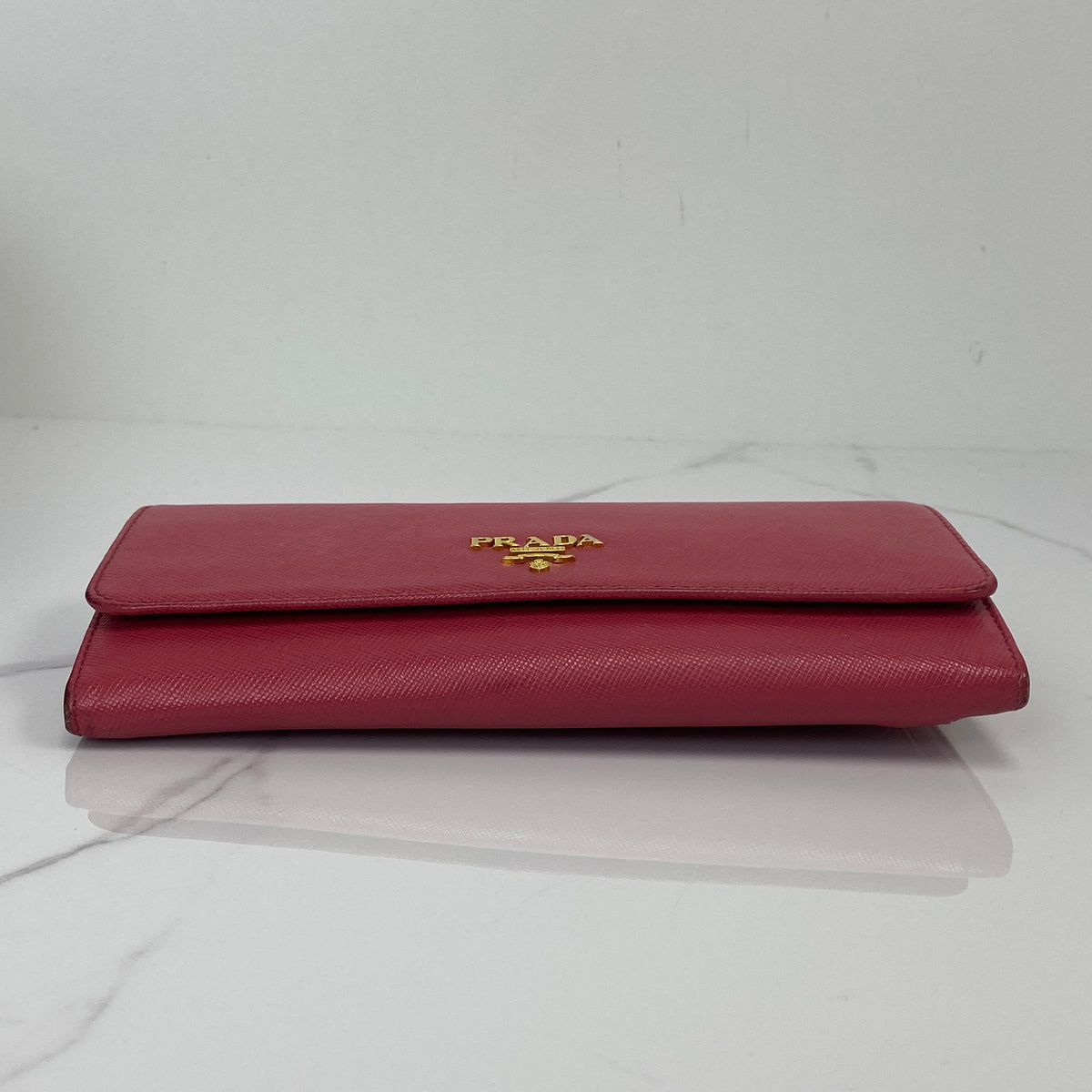 Prada Saffiano Lux Leather Wallet, pink Saffiano calfskin, gold-tone hardware — detail view 4