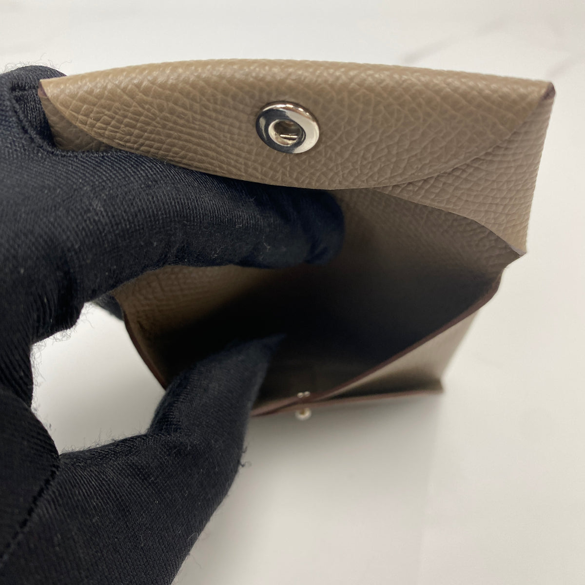 Hermès Bastia Change Purse, Etoupe Epsom calfskin, palladium hardware — detail view 5