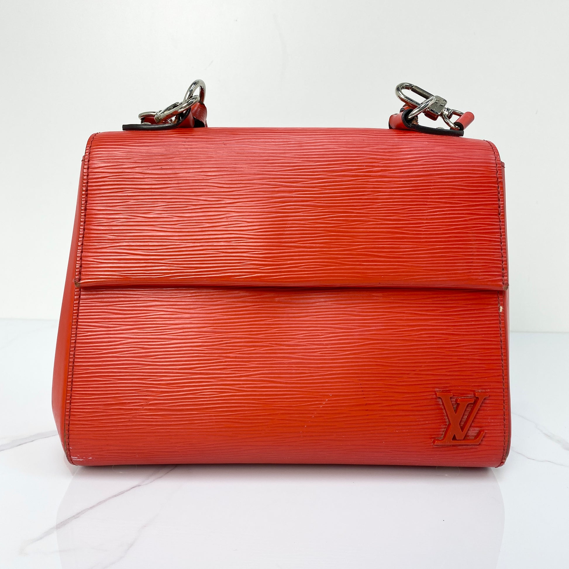 Louis Vuitton Epi Cluny BB in red Epi leather with gold-tone hardware
