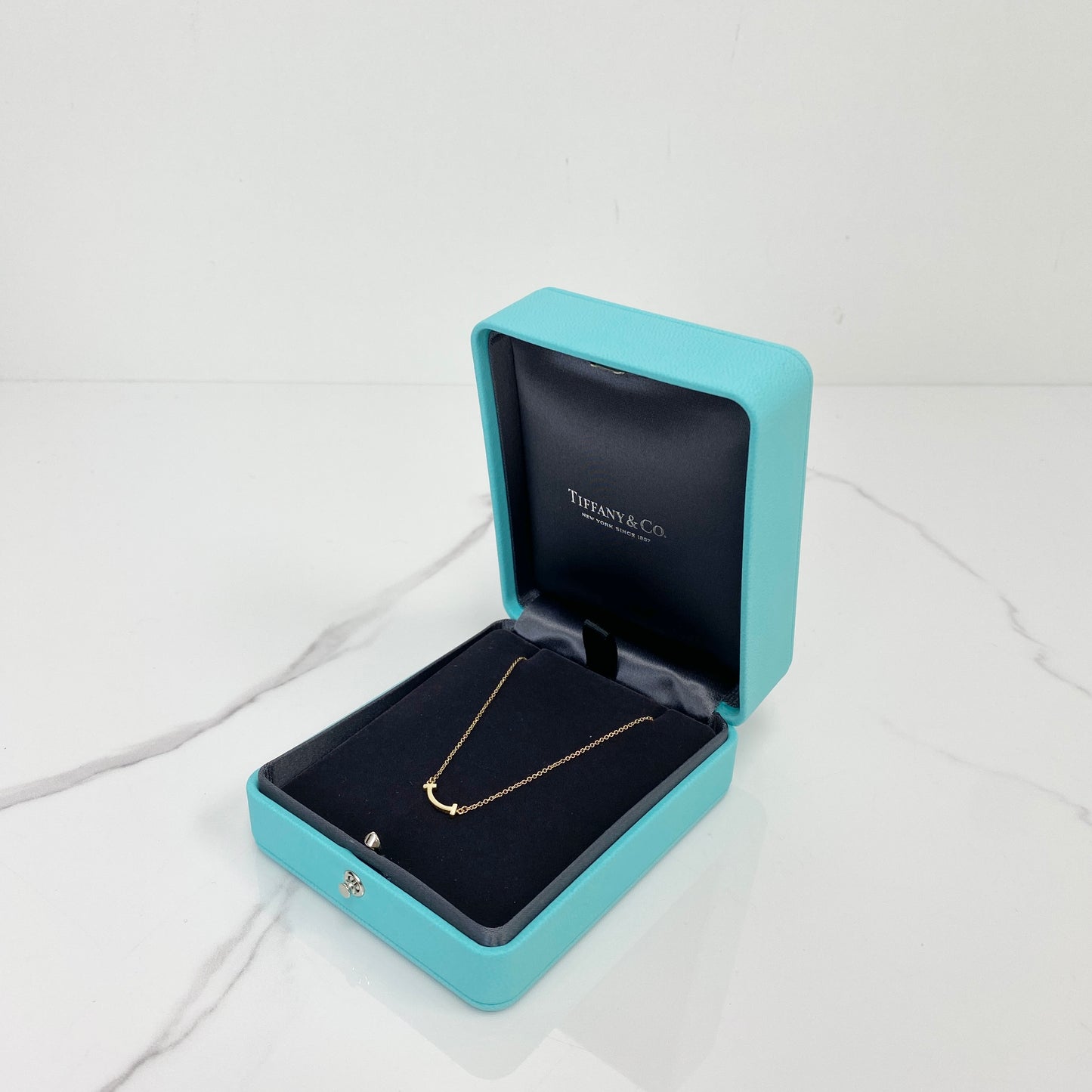 Tiffany & Co T Smile Pendant - photo 1