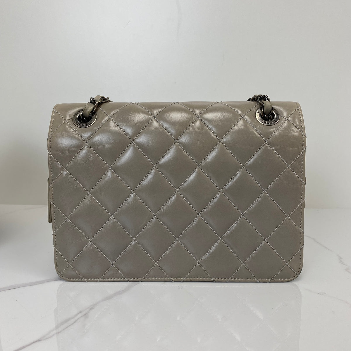 Chanel Day Trip Flap, grey glazed calfskin, antique silver-tone hardware — detail view 2
