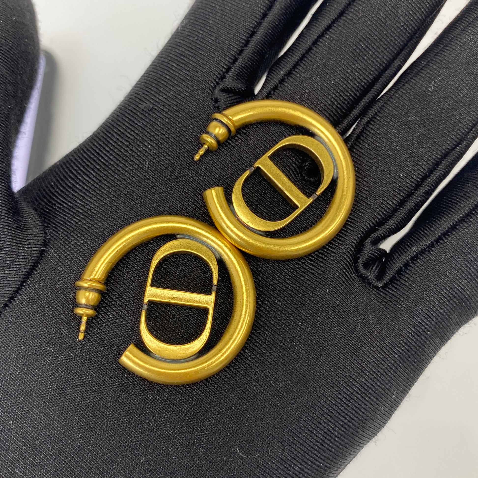 Christian Dior 30 Montaigne Hoop Earrings - photo 4