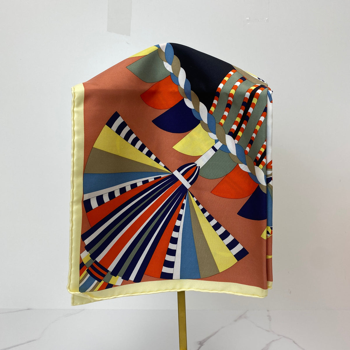 Hermès Haute Parure Scarf 90 — print detail