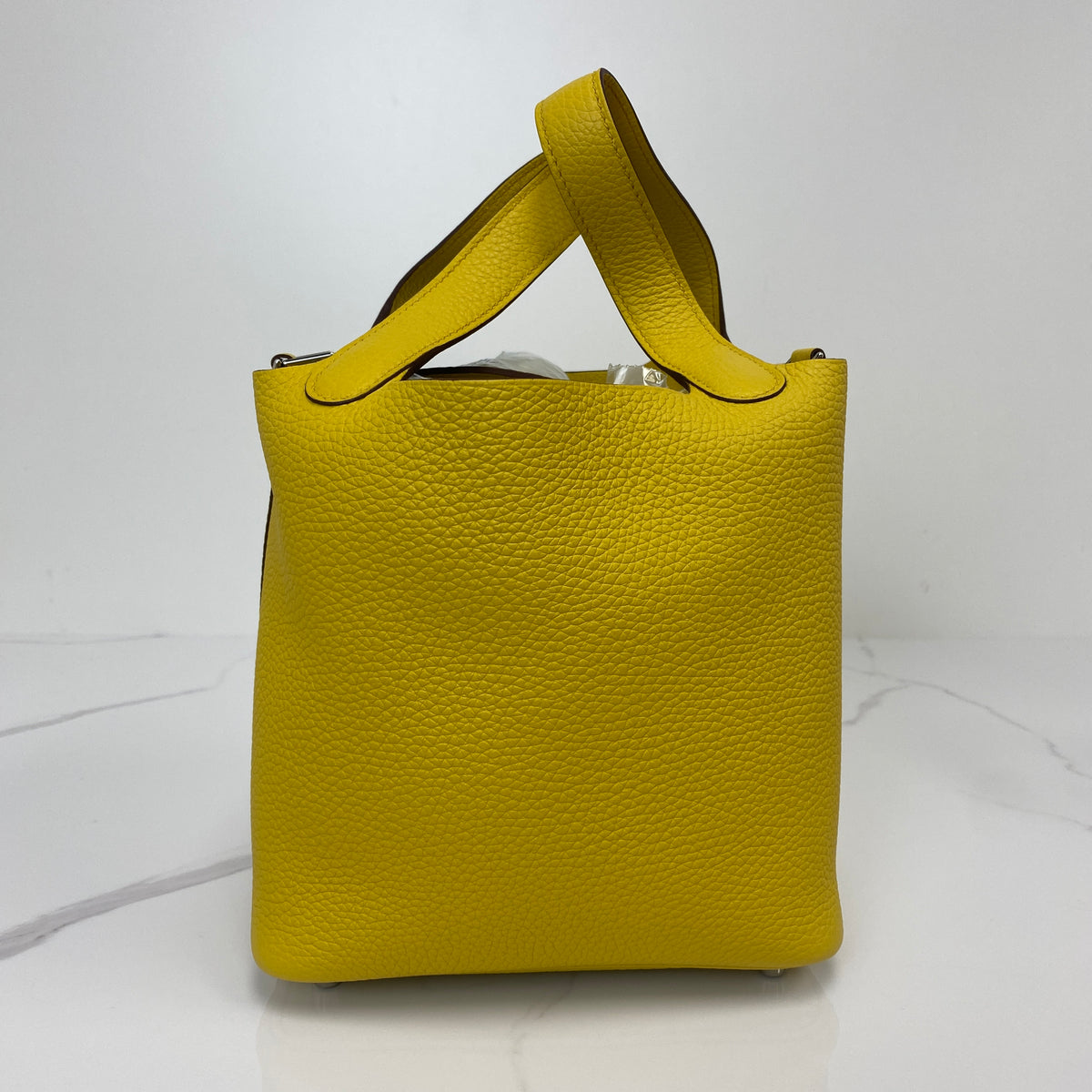 Hermès Picotin Lock 18, Sun yellow Clemence leather, palladium hardware — detail view 3