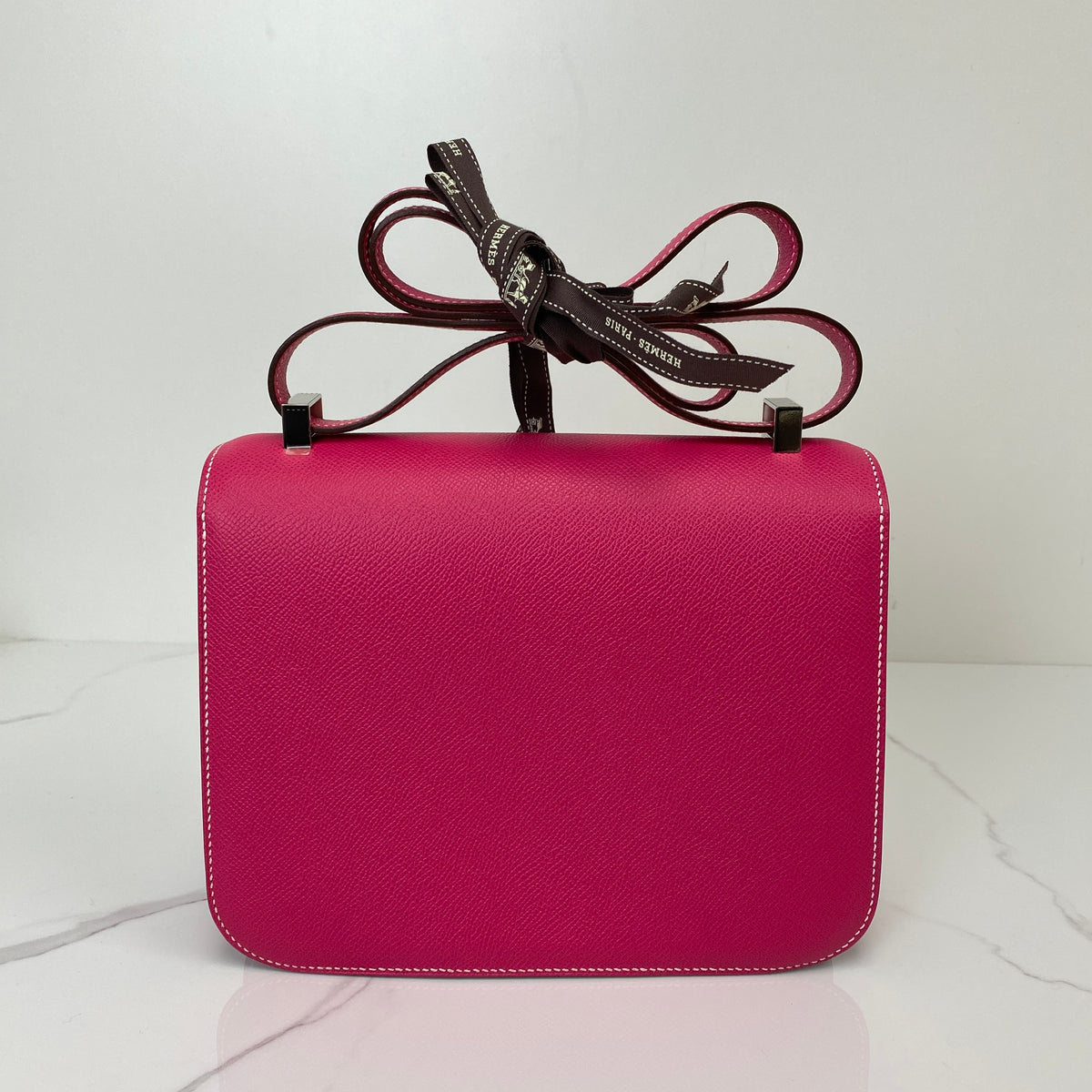 Hermès Constance 24, pink Epsom calfskin, palladium hardware — detail view 2