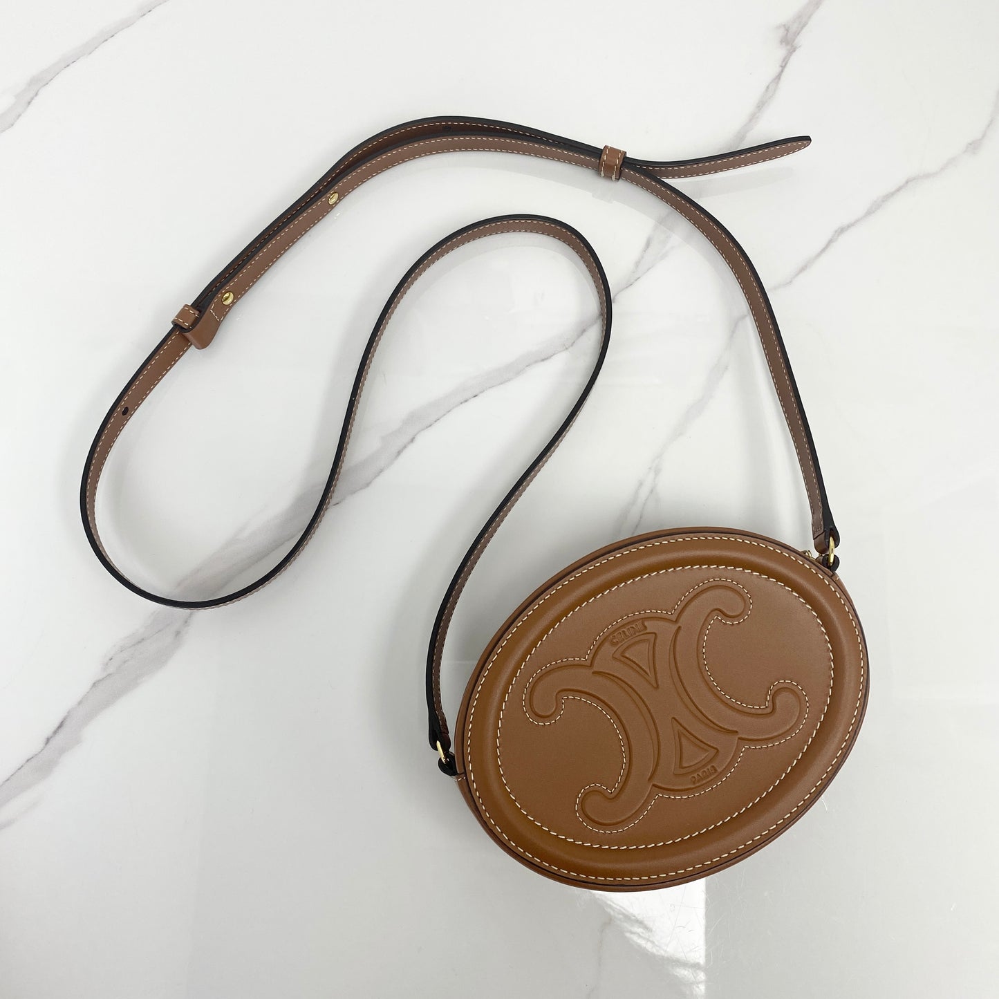 Celine Oval Purse Cuir Triomphe - photo 1