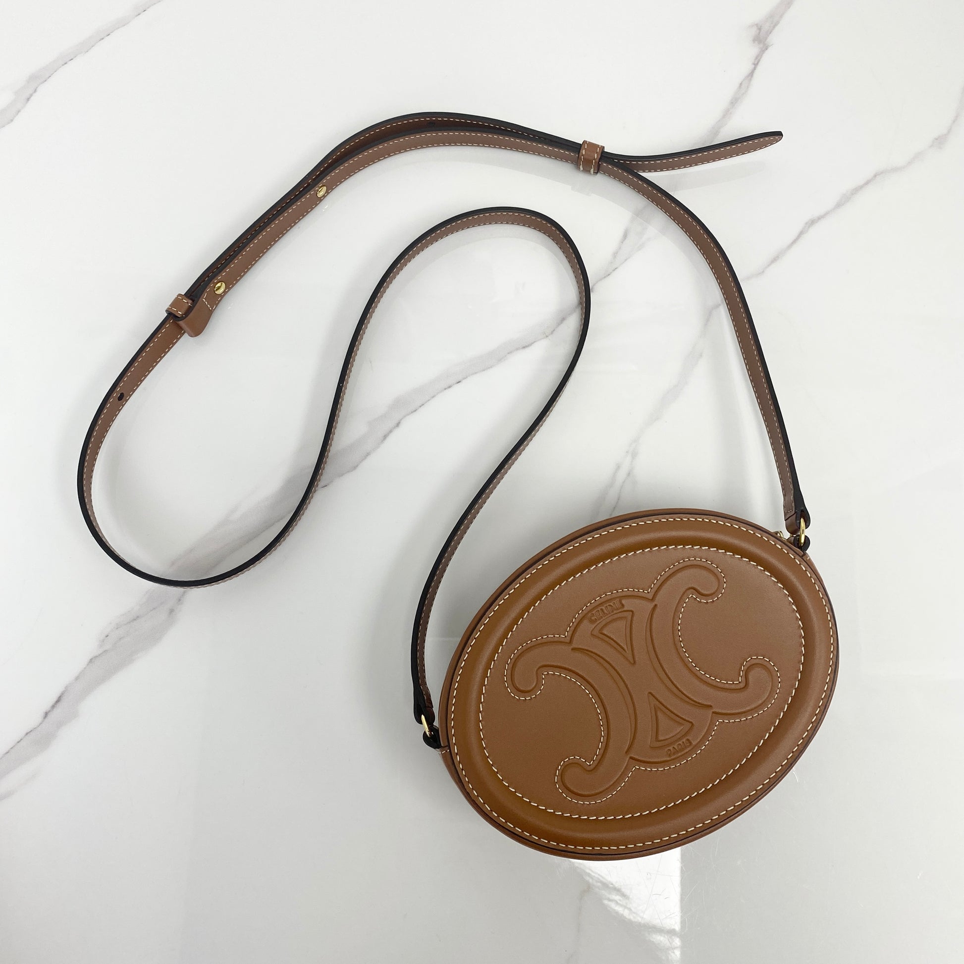 Celine Oval Purse Cuir Triomphe - photo 1