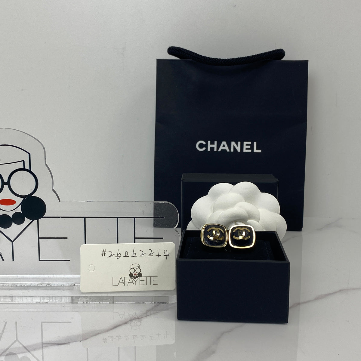 Chanel Classic CC Stud Earrings - photo 6
