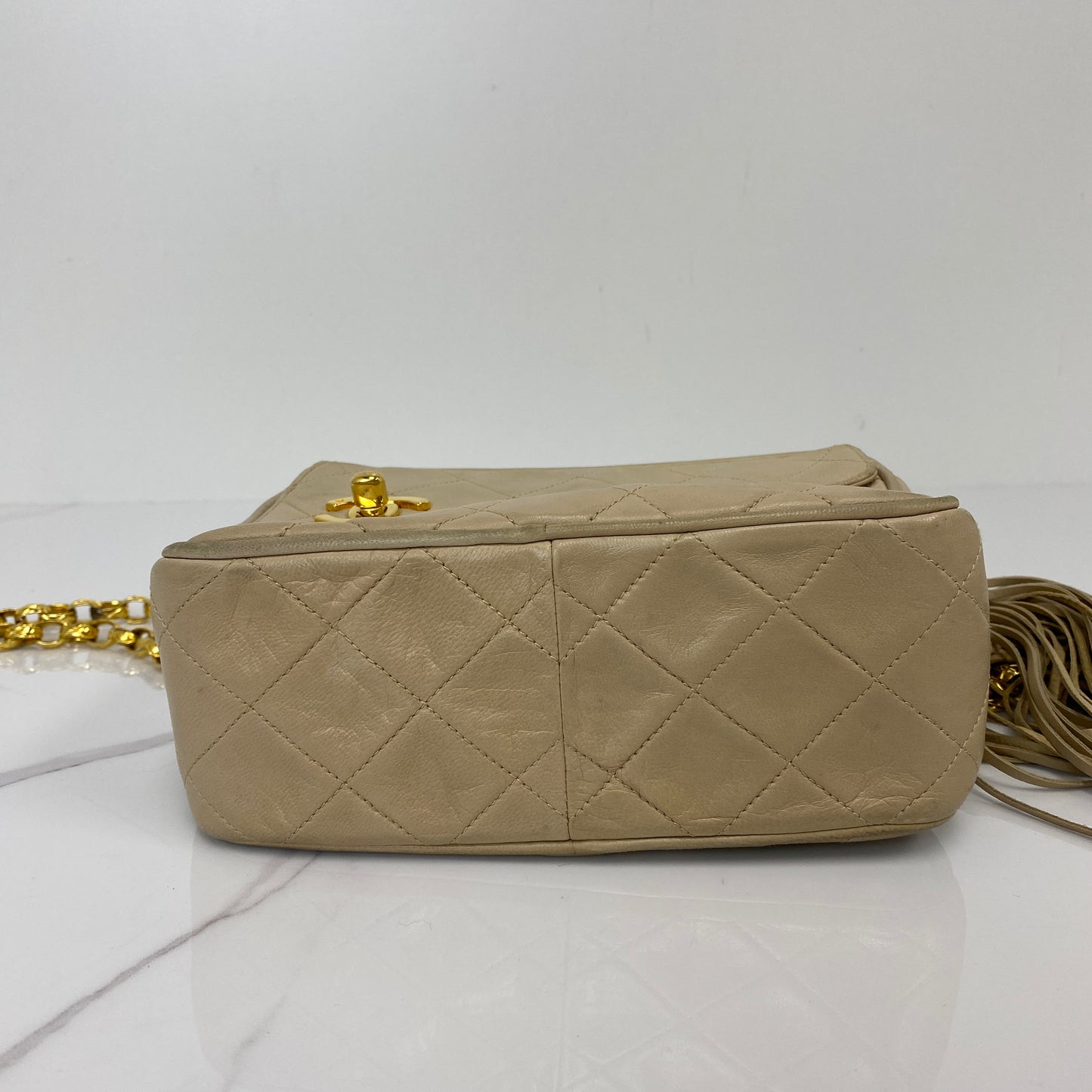 Interior of the beige Chanel vintage shoulder bag