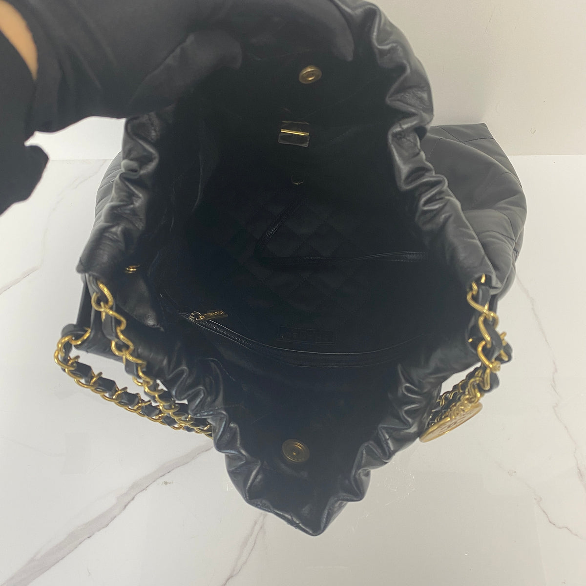 Chanel Small 22 Bag Black Shiny Calfskin, Black Shiny Calfskin, Gold Tone — detail view 5