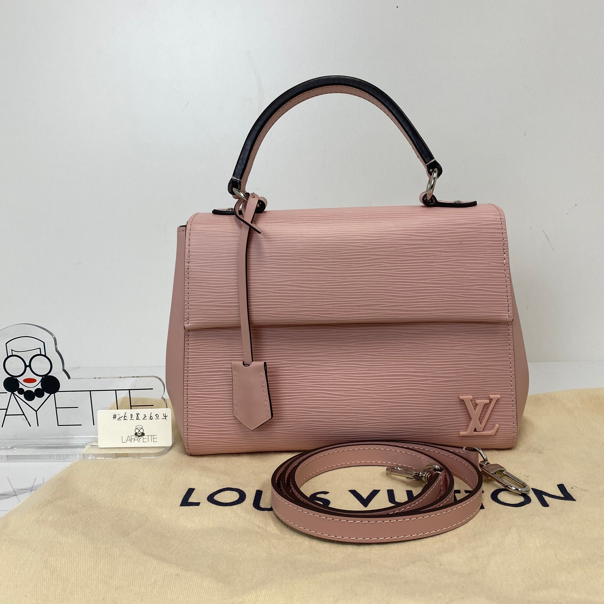 Louis Vuitton Epi Cluny BB - photo 2