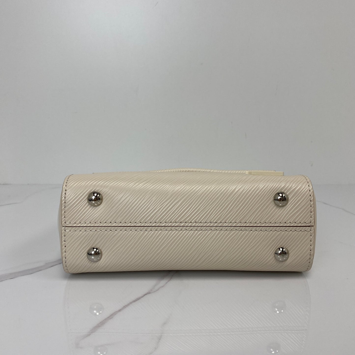 Louis Vuitton Cluny Mini - photo 5
