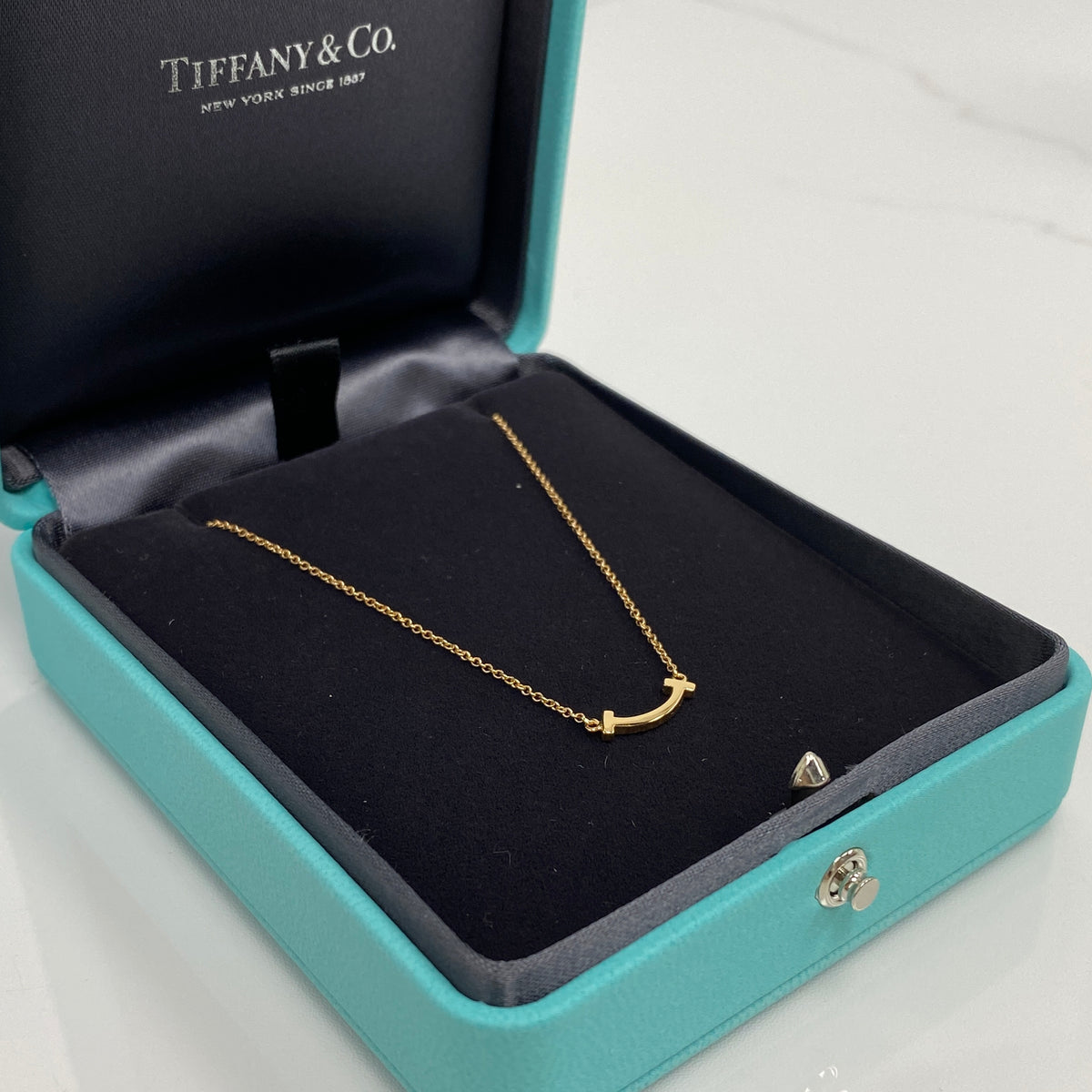 Tiffany & Co T Smile Pendant - photo 2
