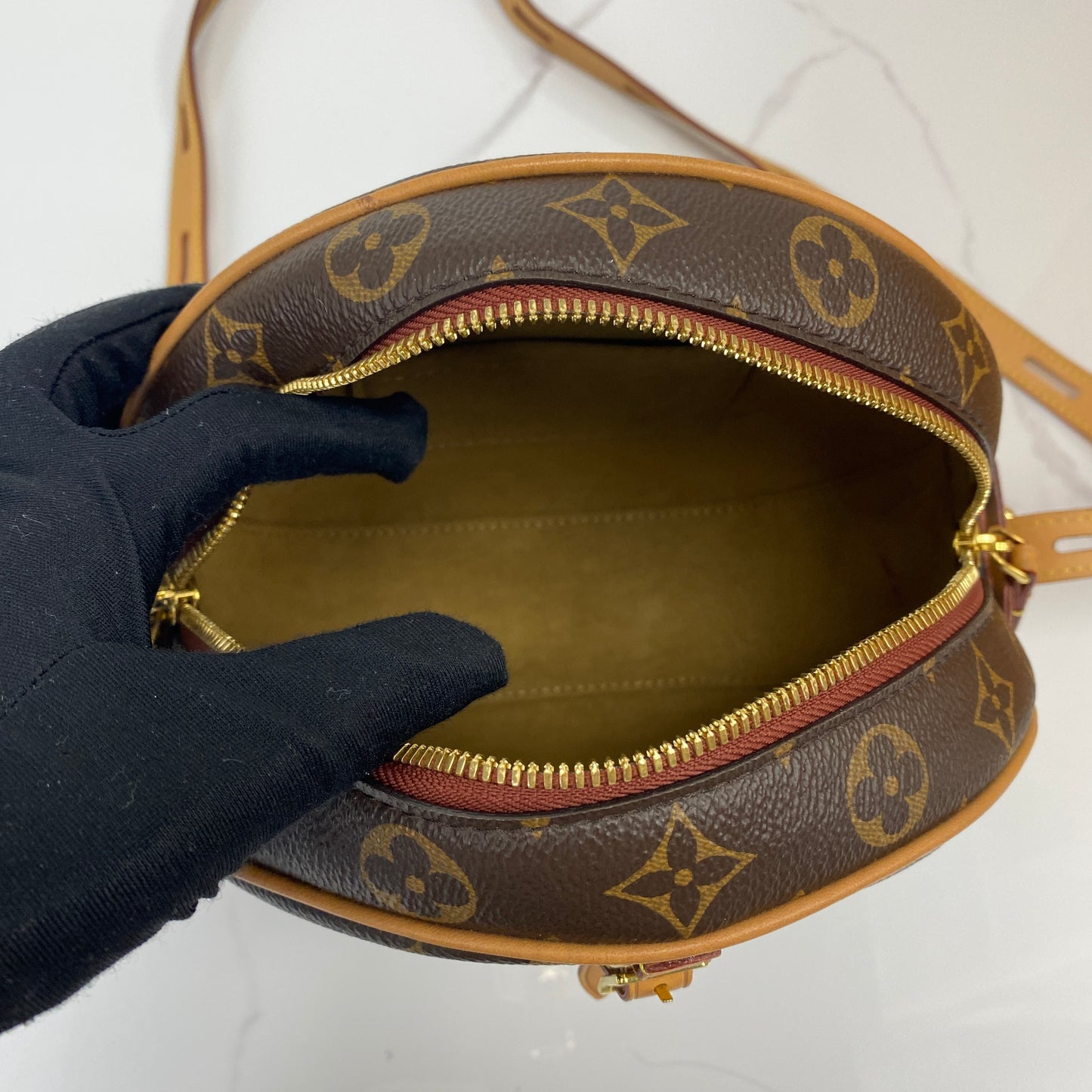Louis Vuitton Boîte Chapeau Souple MM - photo 6