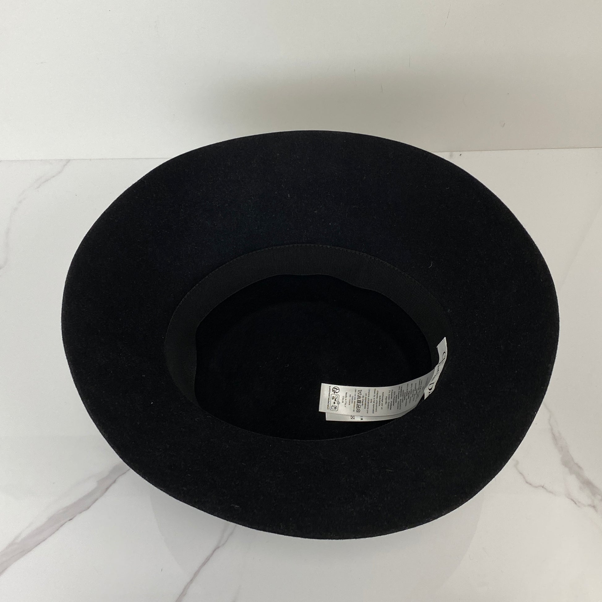 Interior band of the Dior D-Tulipe cloche