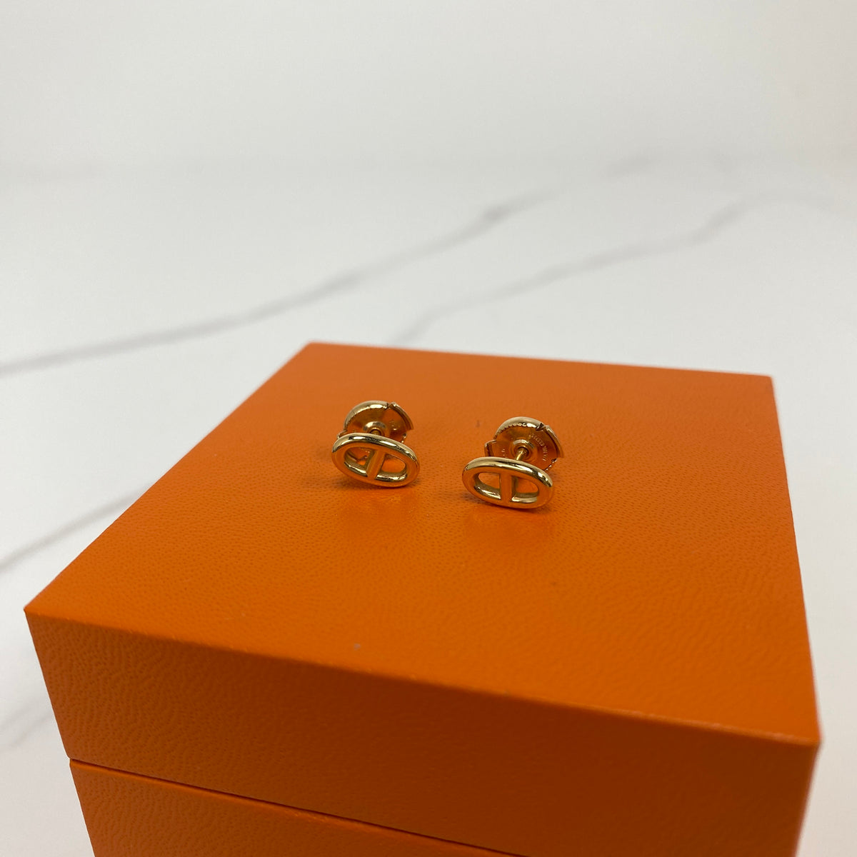Hermès Farandole Earrings — scale view