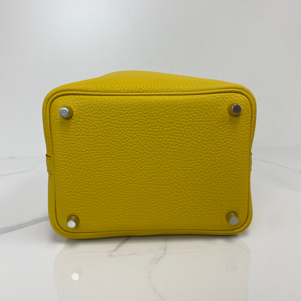 Hermès Picotin Lock 18, Sun yellow Clemence leather, palladium hardware — detail view 4