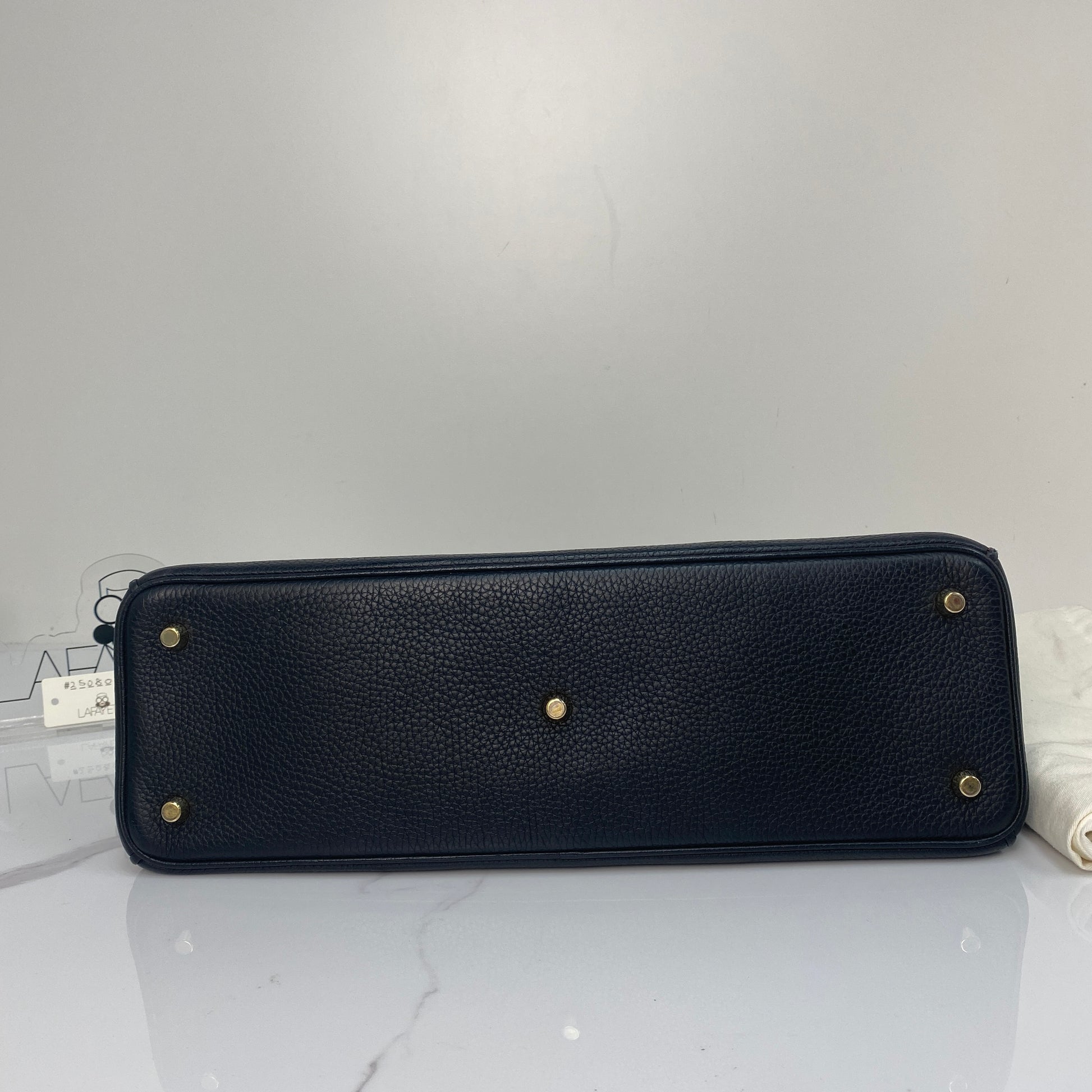 Base of the Christian Dior Diorissimo tote