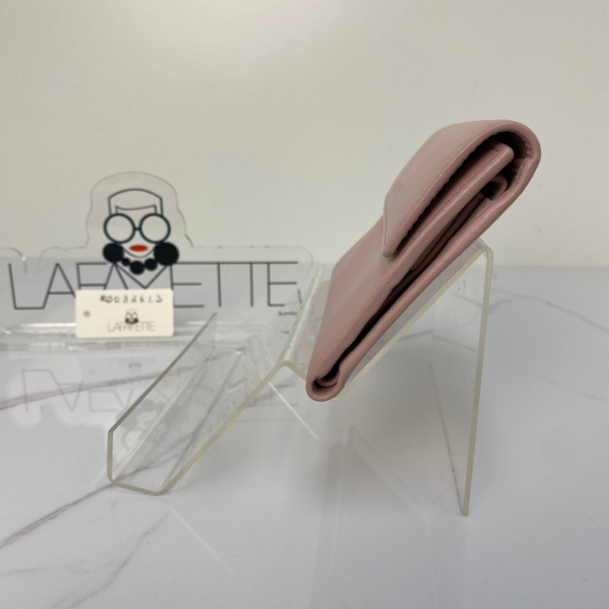 Gucci Wallet, pink calfskin, antique silver-tone hardware — detail view 4